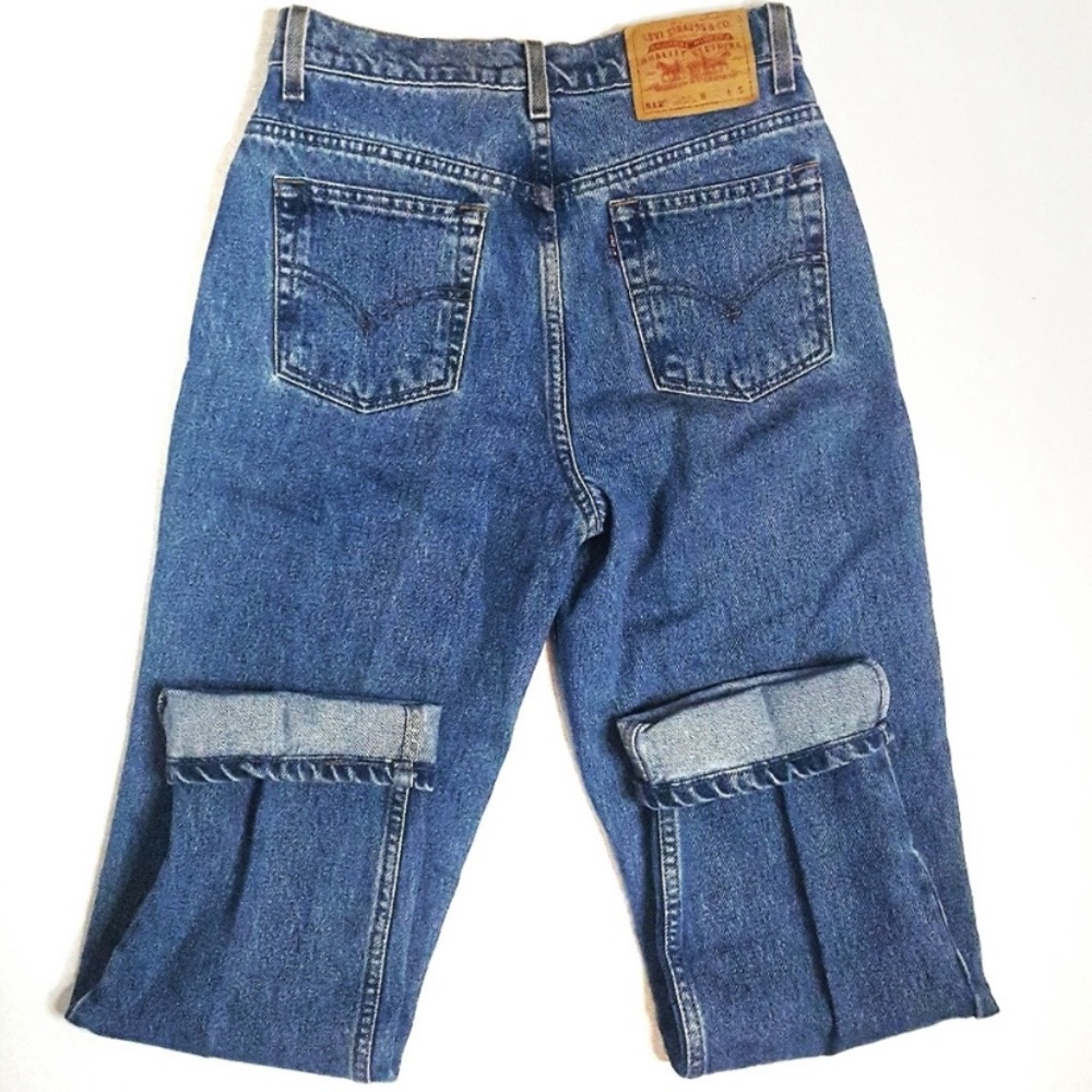 High Rise Vintage 512 Straight Leg Levi Mom Jeans